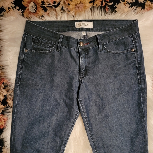 Habitual Skinny Jeans size 28 - Picture 5 of 8